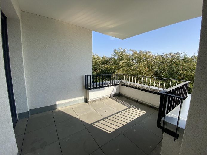 Barrierefreie 2-Zimmer Wohnung mit großem Balkon – Balkon