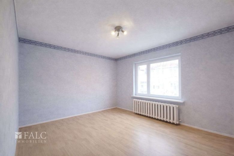 *Reserv.* Hör´mal wer da hämmert // Ihr Sanierungsprojekt! - FALC Immobilien – Schlafzimmer 2 EG