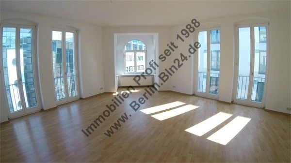 Wohnung mieten - - sanierte und günstige 2 Zimmer – G0012527