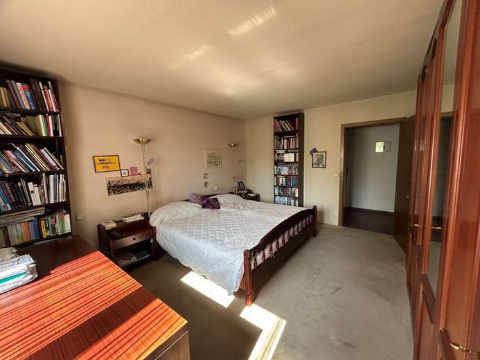 FRANK SCHÄFER IMMOBILIEN - EFH in Saulheimer Toplage: ca. 200m² Wfl. &amp; außergewöhnliches Grundstück – Schlafzimmer