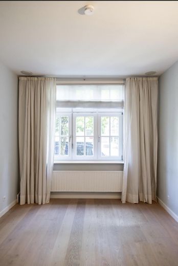 Ruime tuinmaisonnette over twee woonlagen in Hamburg-Eilbek – Wohnraum 3