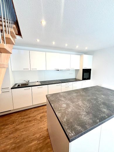 Appartement exceptionnel de 2 pièces « duplex/sous-sol » dans une maison KfW 55 fraîchement rénovée – Photo 4