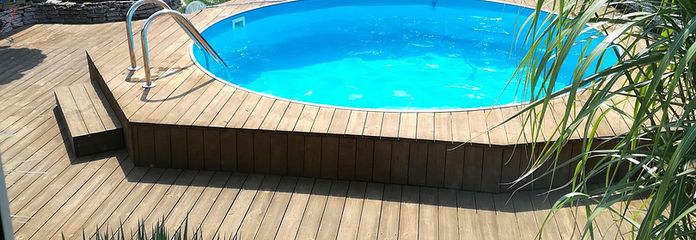 Geplegter Bungalow mit Pool – Pool