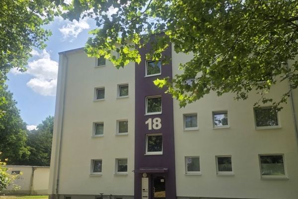 !!! voll sanierte Eigentumswohnung in gepflegter Anlage !!!
