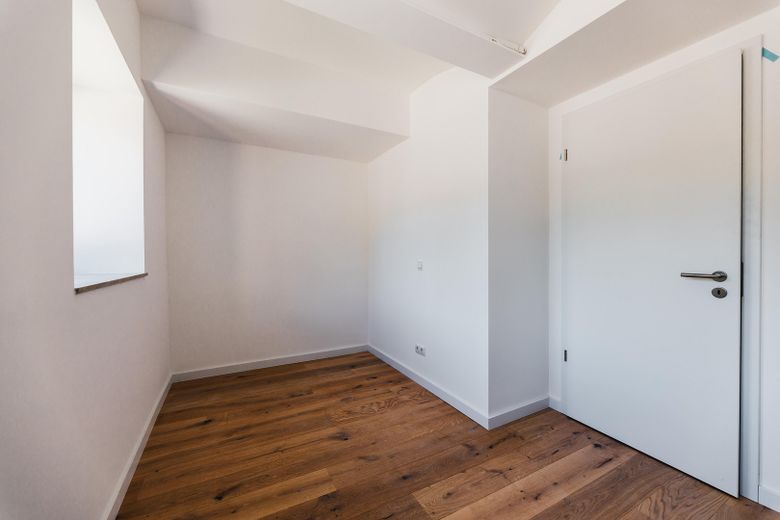 2-pokojowe mieszkanie na parterze 49m² odpowiednie dla osób starszych w Buckau – doskonale wyposażone – Raum 2
