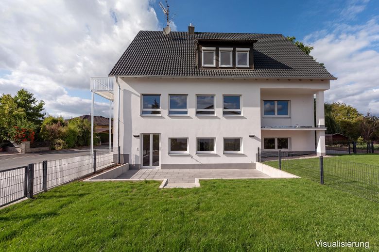 Hochwertig sanierte 3-Zimmer-EG-Wohnung mit Terrasse, Garten und 2 Stellplätzen – Eigener Garten