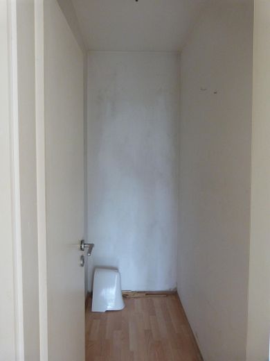 3-Zimmer Wohnung in Neuss befristet für 24 Monate zu vermieten – Abstellkammer