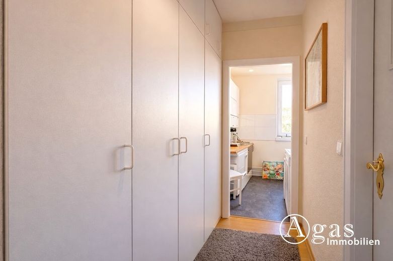 Berlin-Mitte! 3-Zimmer-Wohnung mit Balkon, derzeit vermietet – Flur