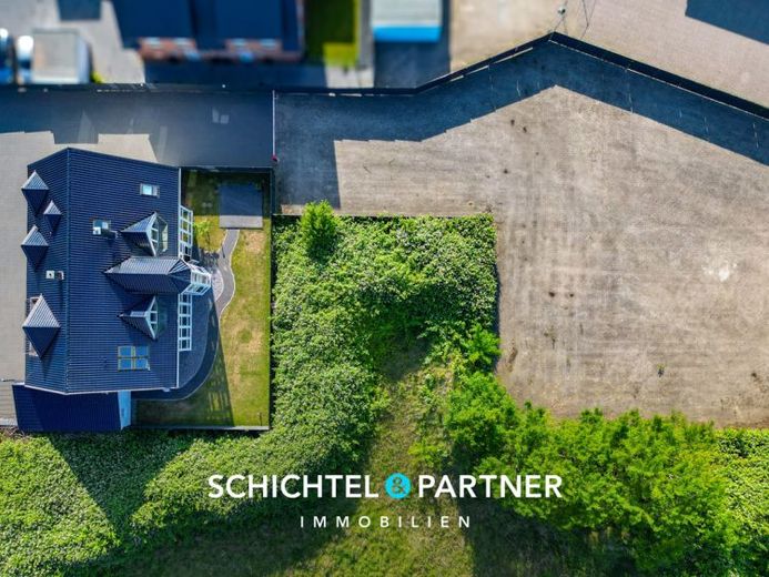 Uphusen | Seltenes Wohn- und Geschäftshaus mit Parkhof und Autohalle – फोटो 1