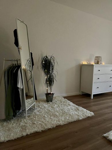 Cozy 3-room apartment in a quiet location in Stuttgart-Süd – Zimmer 1