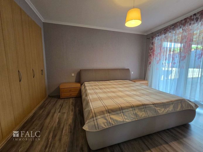 Ein Paradies für eine große Familie im Blumenviertel in Nümbrecht – Schlafzimmer