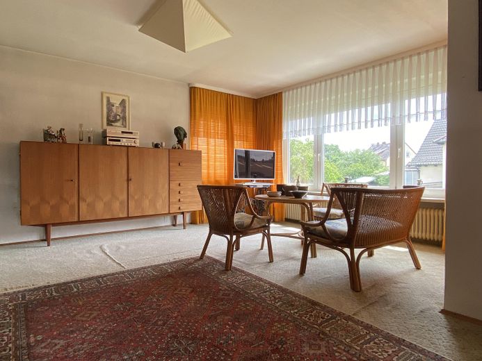 Zweifamilienhaus mit zwei Garagen auf 899qm Grundstück – Foto 16