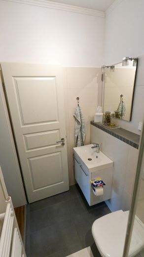 Bad Gäste mit Dusche