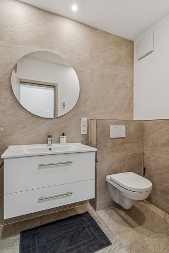 Villa Cologne - Investitionschance in zentraler Lage von 53340 Meckenheim bei Köln/Bonn – Fe-Wo 1 Bad 1