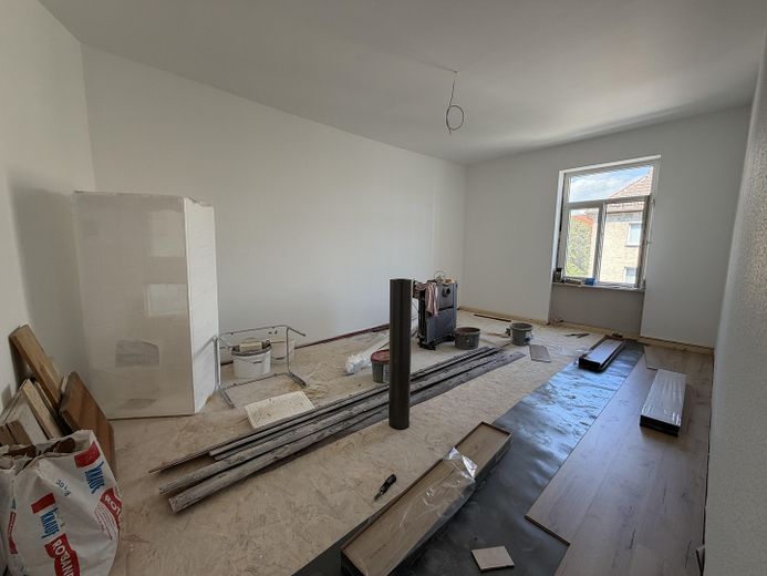 *Erstbezug* Kernsanierte 3-Zimmer Altbau Wohnung mitten im Nordend mit EBK und Skylineblick – Zimmer 3