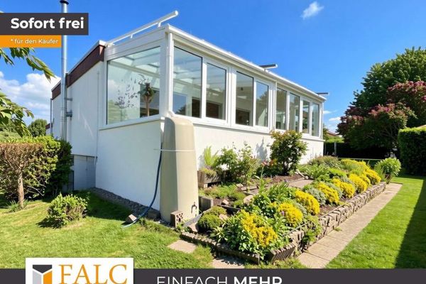 Einfamilienhaus mit gepflegtem Garten