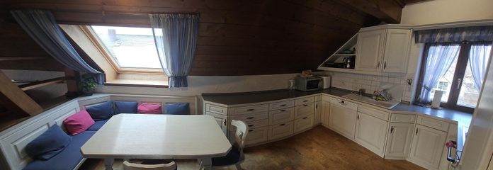 Küche und Essbereich