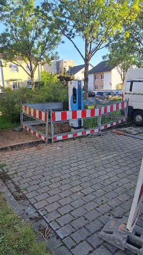 Wohnen am Freibad  Wallboxready – E-Ladesäule gegenüber