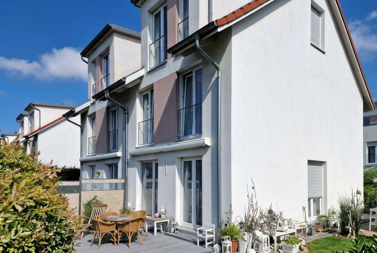 - Senza commissioni - Casa bifamiliare a basso consumo energetico con dotazioni di alta qualità presso il lago Öjendorfer – Gartenseite
