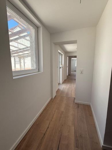 Schönes kernsaniertesHaus mit Stellplatz – Foto 5