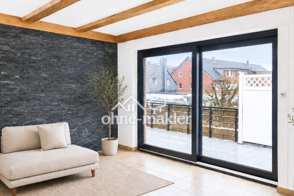 7-Zimmer-Wohnung mit eigenem Eingang, Kamin, Terrasse in Bottrop-Fuhlenbrock