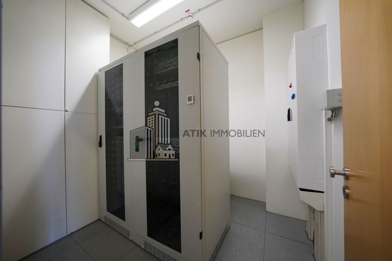 ATIK: Attraktive Büroflächen im X-House am Hauptbahnhof - provisionsfrei – Serverraum