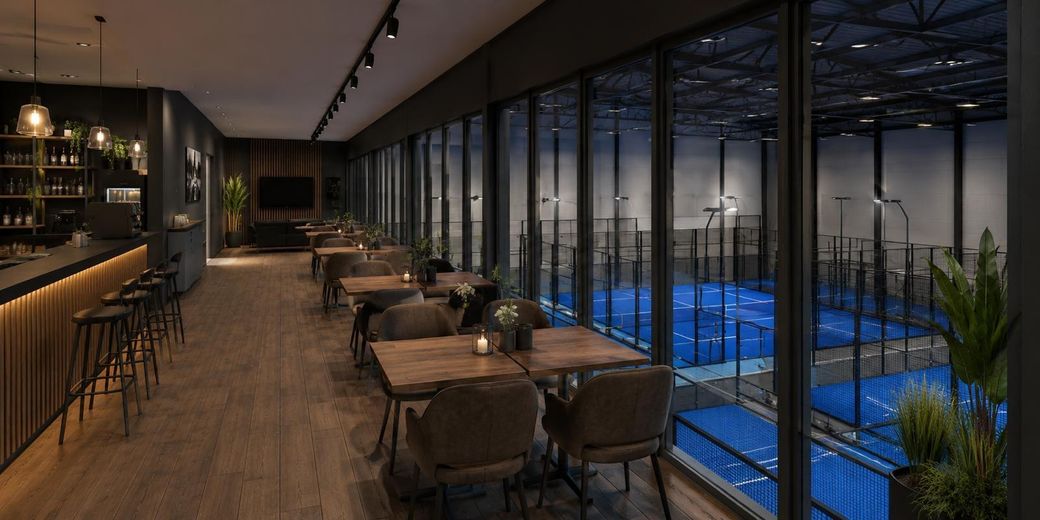 Mögliche Padel Ball Halle direkt vom Eigentümer zum Kauf oder Vermietung – Gastronomie 2.Etage