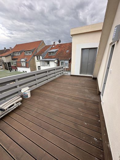 Kernsanierte 8-Zimmer Wohnung - Blick über Pforzheim – Terasse