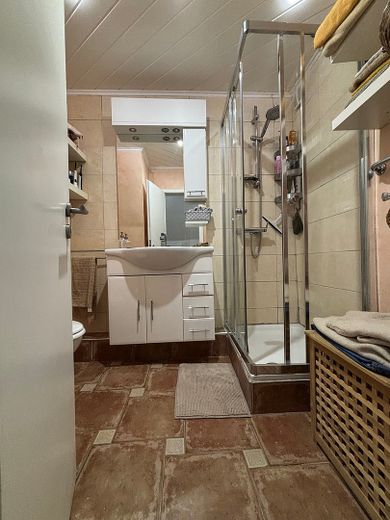 Esclusivo appartamento in condominio duplex di 3,5 locali, ottimamente distribuito, luminoso, con balcone e giardino – Foto 12