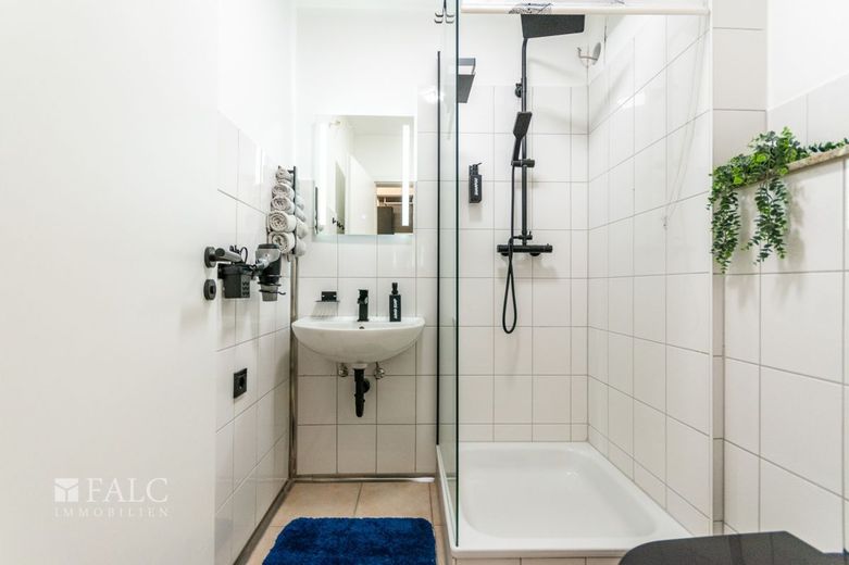 Business-Apartment mit Umsatzsteuerausweis / Kurzzeitvermietung – Badezimmer