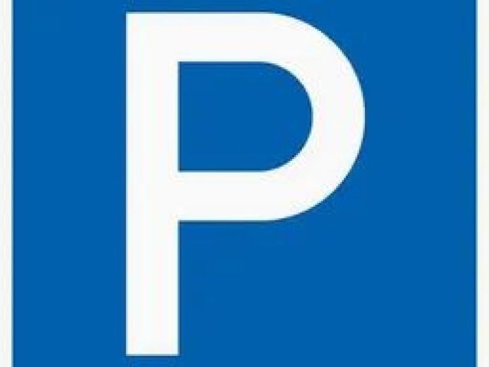 Stellplatz im Schumacherring München – ab sofort verfügbar | Parking Space Available – फोटो 1
