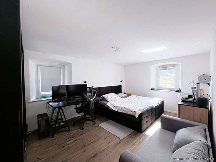 Zwei Etagen mit Potenzial: Haus mit Dachterrasse und Wärmepumpe in Marktredwitz/Wölsauerhammer NEU! – VUB0002390-17