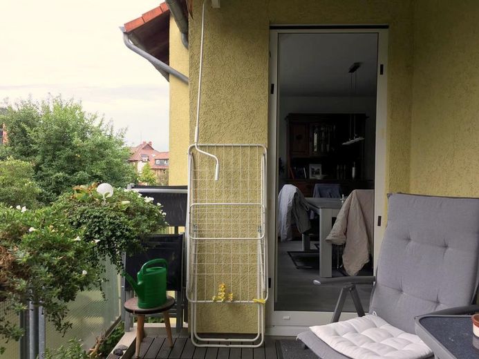 Loggia mit Blick zum WZ