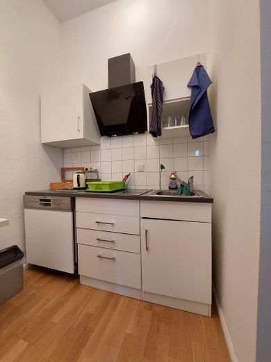 Provisionsfrei: Verkehrsgünstig und ruhig gelegene Praxis oder Büro am Nordrand Prenzl Berg – Kochzeile, Backofen gegenüber