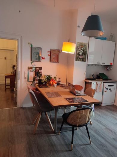 WG geeignet, 7 Zimmer, Balkon, PKW-Stellplatz, Tageslichtbäder – Foto 4