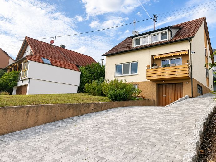 Einfamilienhaus Provisionsfrei zu verkaufen in Oberderdingen – Ansicht