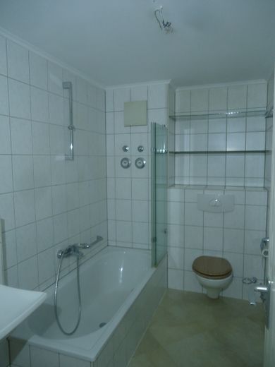 Luminoso y acogedor apartamento – Bad