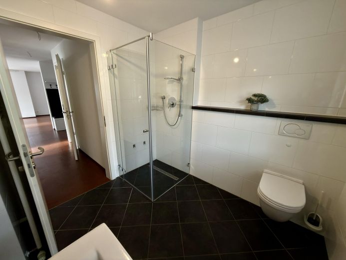 Charmante 2-Zimmer-Wohnung mit Balkon, 2xTG-Stellplätzen und Ausbaupotenzial in Nürnberg-Wöhrd – B1
