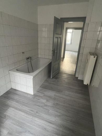 Seelze Zentrum, 2 bina, 4 bağımsız bölüm, birçok olanak – Fotoğraf 5