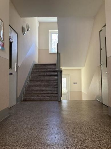 2-Zimmer mit Einbauküche, Balkon, Dusche und Laminat zum Toppreis! – IMG_0128