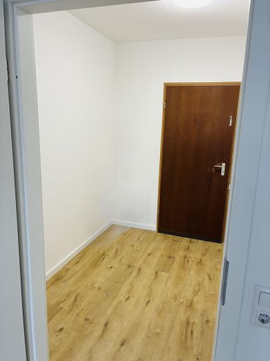 Modernes 1-Zimmer-Apartment – Ideal für Studenteneltern & Kapitalanleger – Flur