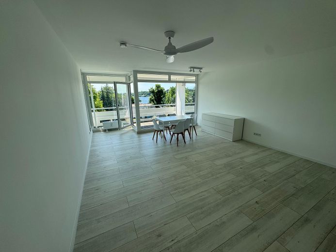 Scharfe Lanke, direkter Wasserblick, Südbalkon im Erstbezug – Foto 19