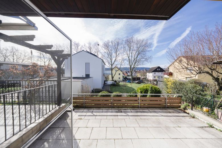 Die Perle im Dornröschenschlaf - RMH in idyllischer Ruhe – Terrasse