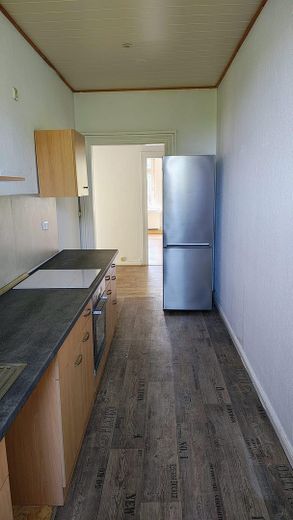 Renovated 4-room apartment with fitted kitchen, 120sqm – Küche 2