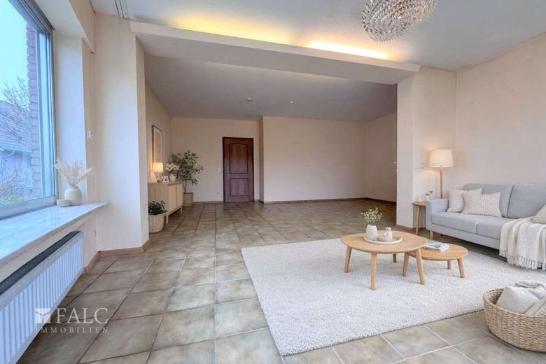 Ein Zuhause voller Möglichkeiten in bester Wohnlage – Wohnzimmer EG Visualisiert