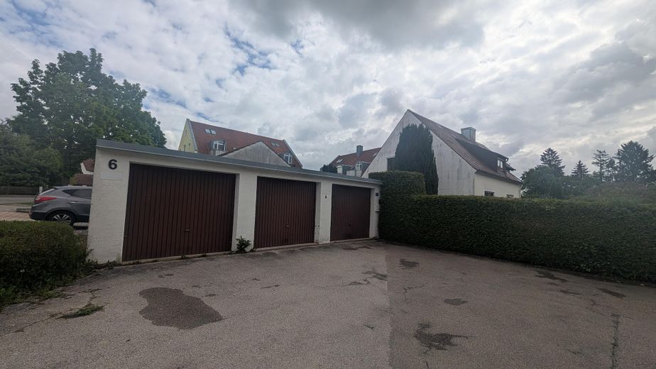 Grundstück in 1A Lage mit Altbestand – Foto 9