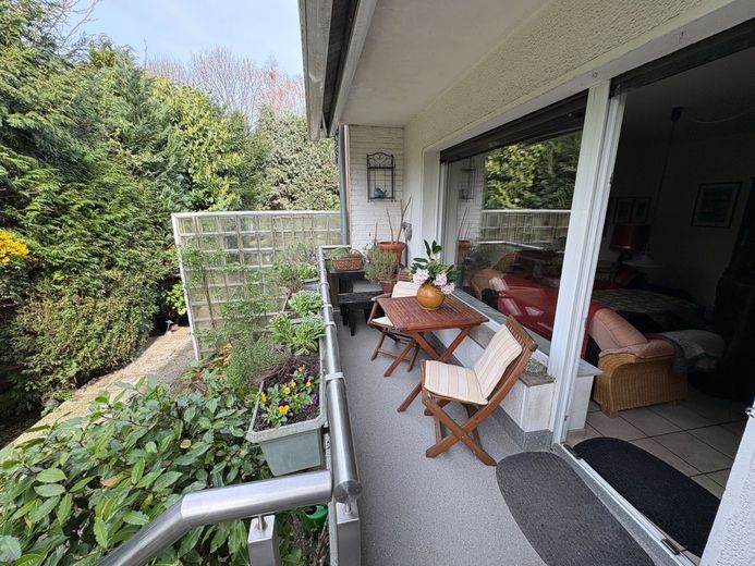 *KAPITALANLAGE* Eigentumswohnung mit Balkon, Garage &amp; Garten-Idylle – Balkon