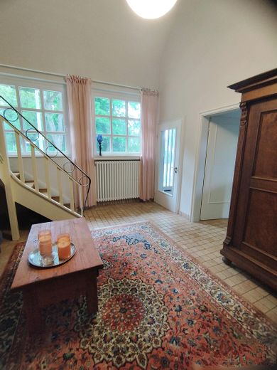 Stilvolles Einfamilienhaus in Oberneuland – Eingangsbereich
