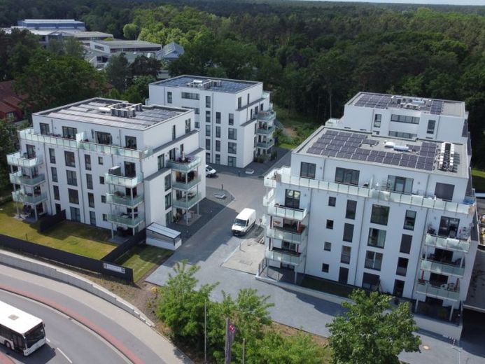 Moderne 3-Zimmer-Erdgeschosswohnung mit Terrasse und eigenem Garten - inkl. Einbauküche! – Foto 1
