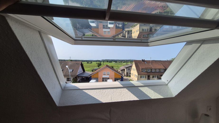 5 1/2 Zimmer Wohnung in ruhig gelegenem Zweifamilienwohnhaus mit sonnigem Garten – Foto 15